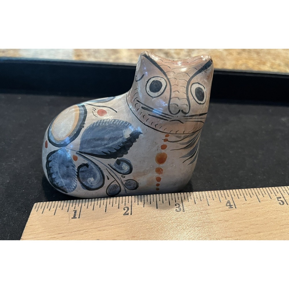 Tonala Cat Sculpture Folk Art Mexican Pottery Flower Design Signed VTG - Picture 7 of 8
